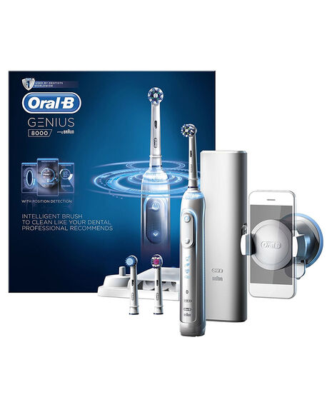 Oral-B Genius 8000 Electric Toothbrush incl. 3 Brush Head Refills & Travel Case